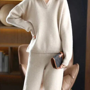 Corene – 2-Delt-Satz für Damen mit übergroßem Trainingszug, Polokrave, Trøje und Geld