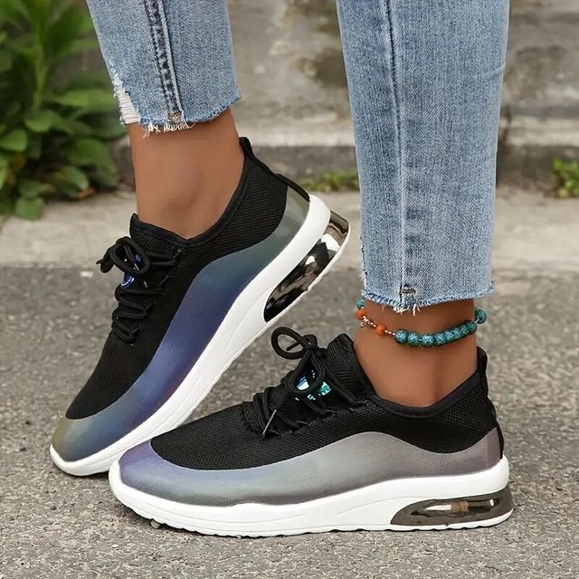 VALERIA – Neue Sneaker für den Alltag