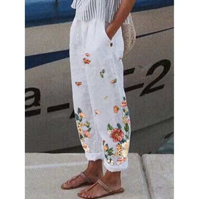 LARA – Bükser mit Blumendruck - Image 13