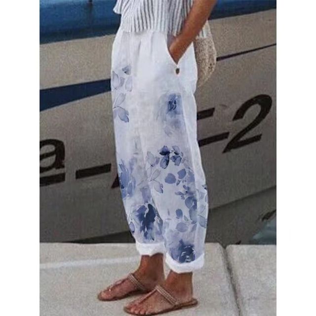 LARA – Bükser mit Blumendruck - Image 9