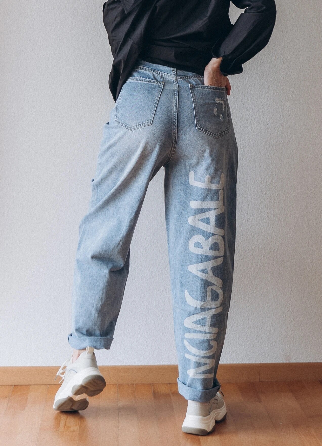 IVANKA - Zerrissene Jeans - Image 3