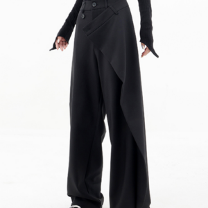 Emma – asymmetrischer, ausgebeulter Busen